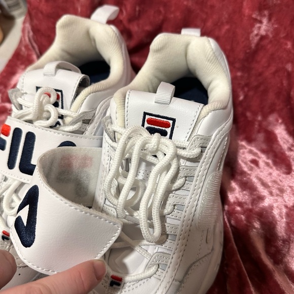 NWOB Fila Women's Disruptor Zero Sneakers - Picture 2 of 8